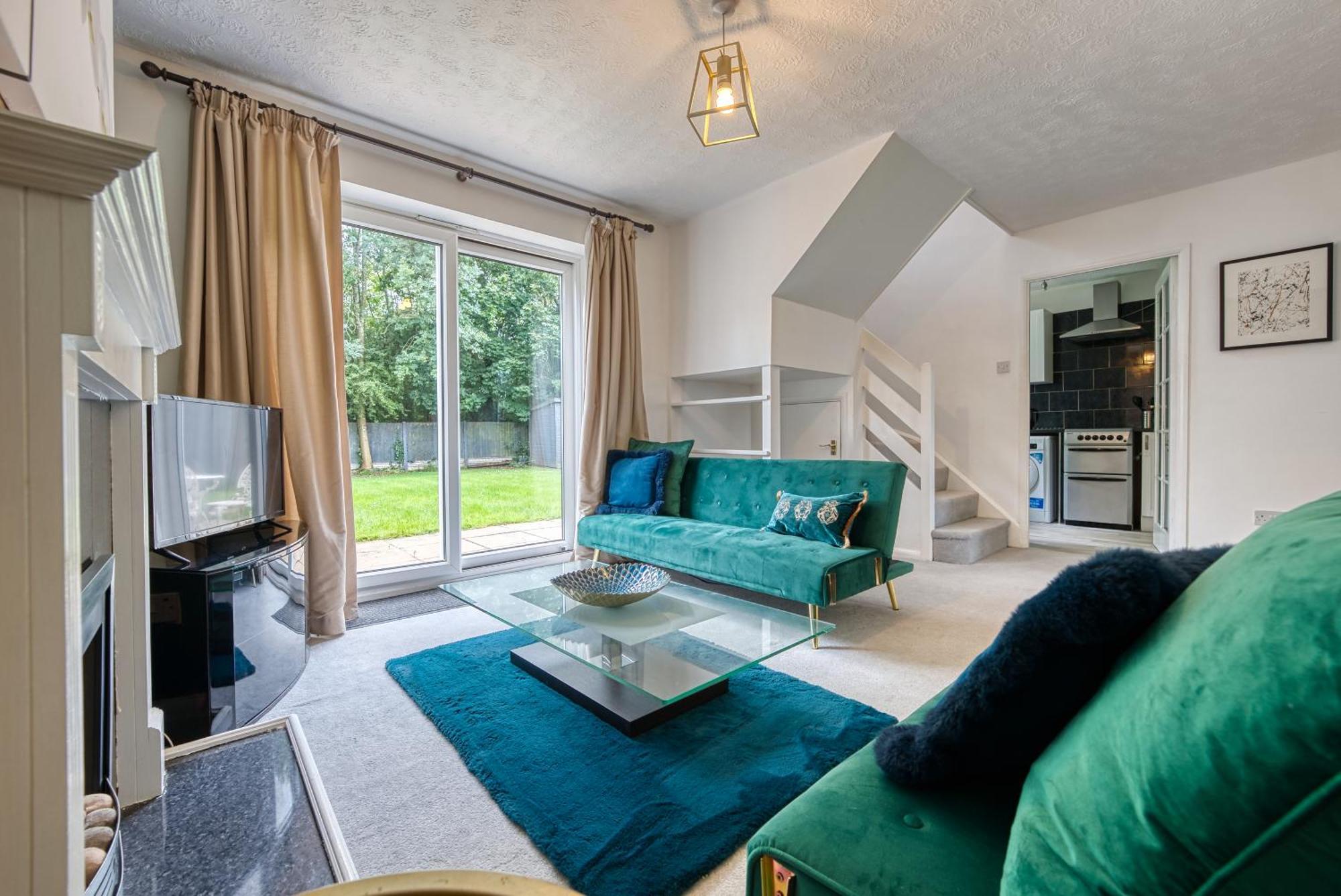 Capri 13 Sa - 3 Bed House, Close To Loughborough University & M1 Motorway, Free Wifi, Big Garden, Ample Parking- Ask For Contractor Rates! Ngoại thất bức ảnh