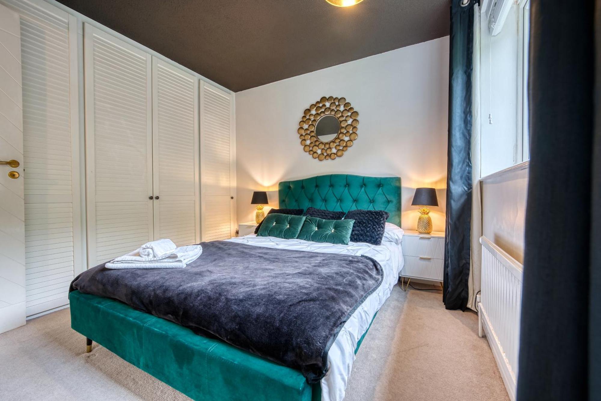 Capri 13 Sa - 3 Bed House, Close To Loughborough University & M1 Motorway, Free Wifi, Big Garden, Ample Parking- Ask For Contractor Rates! Ngoại thất bức ảnh
