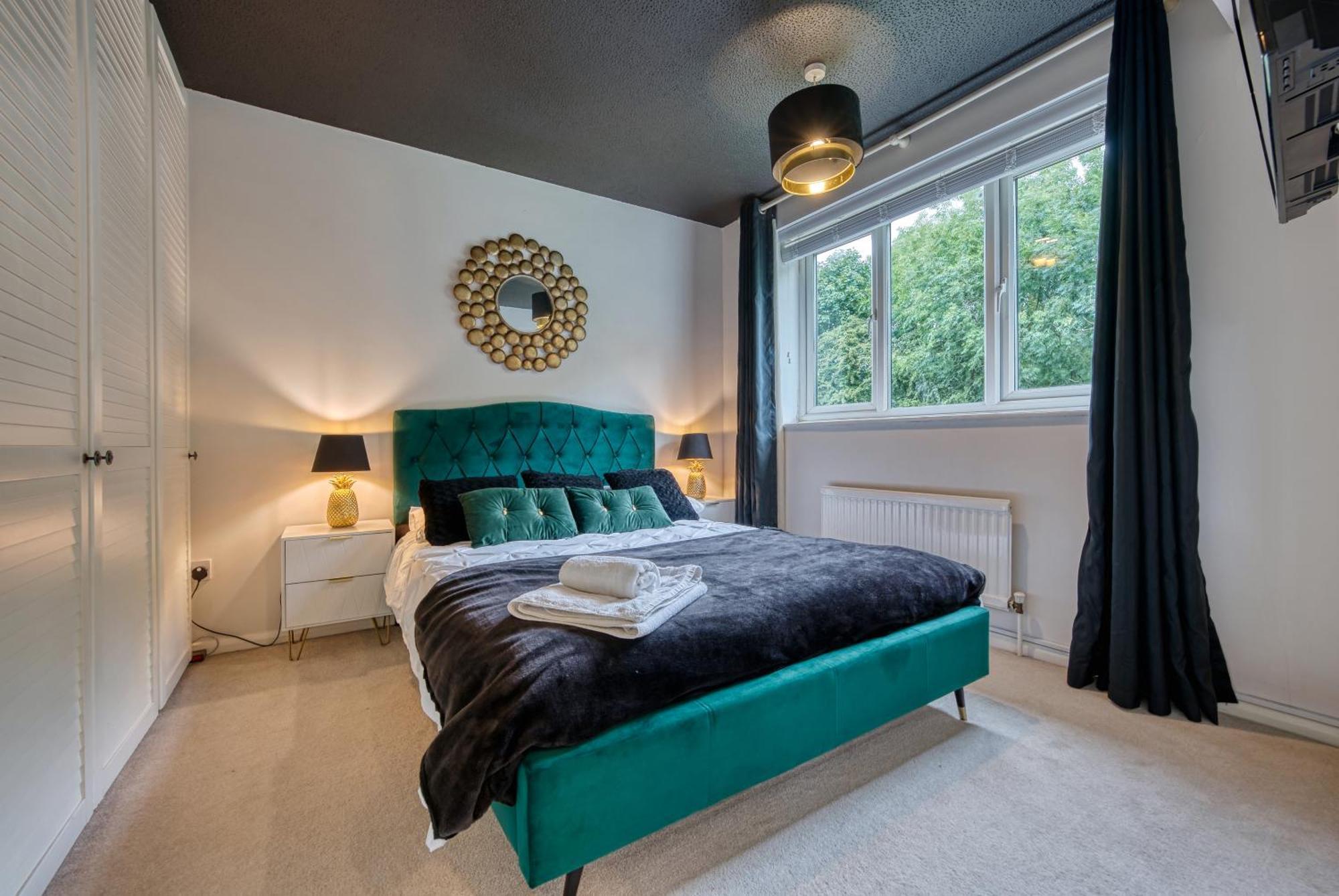 Capri 13 Sa - 3 Bed House, Close To Loughborough University & M1 Motorway, Free Wifi, Big Garden, Ample Parking- Ask For Contractor Rates! Ngoại thất bức ảnh